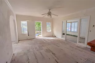 852 4th Ave N, Saint Petersburg, FL 33701 - Photo 15