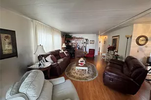 34608 Pine Dr N, Pinellas Park, FL 33781 - Photo 3