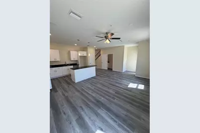 4364 Cambio Gardens Court, Tampa, FL 33610 - Photo 9