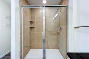 4364 Cambio Gdns Ct, Tampa, FL 33610 - Photo 19