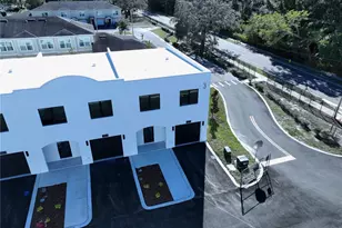 4364 Cambio Gdns Ct, Tampa, FL 33610 - Photo 57