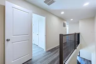 4364 Cambio Gdns Ct, Tampa, FL 33610 - Photo 29