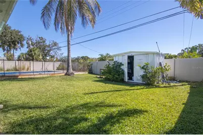 600 43rd Avenue NE, Saint Petersburg, FL 33703 - Photo 23