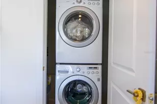 600 43rd Ave NE, Saint Petersburg, FL 33703 - Photo 11