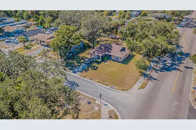 4300 18th Avenue S, Saint Petersburg, FL 33711 - Photo 27