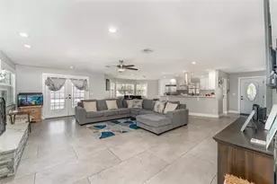 945 Shawna Shores, Haines City, FL 33844 - Photo 3