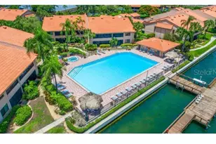 4730 Brittany Dr S, Saint Petersburg, FL 33715 - Photo 23