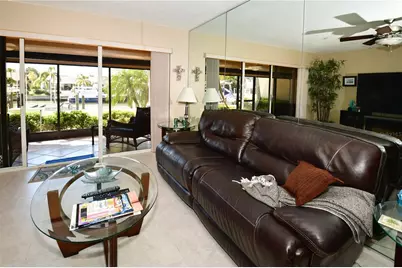 4730 Brittany Drive S #35, Saint Petersburg, FL 33715 - Photo 5