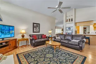 3238 Glenridge Dr, Palm Harbor, FL 34685 - Photo 9