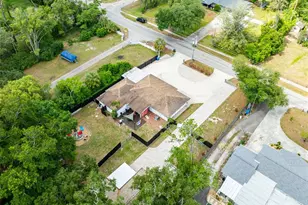16903 Hanna Rd, Lutz, FL 33549 - Photo 93