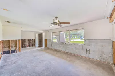 2441 Roberta Lane, Clearwater, FL 33764 - Photo 11