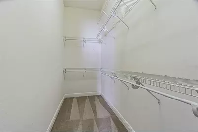 9506 Rolling Circle, San Antonio, FL 33576 - Photo 17