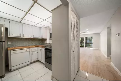 11485 Oakhurst Road #1100-206, Largo, FL 33774 - Photo 5