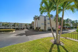 11485 Oakhurst Rd, Largo, FL 33774 - Photo 3
