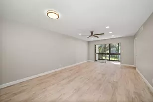 11485 Oakhurst Rd, Largo, FL 33774 - Photo 11