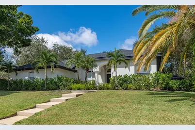 217 Highland Woods Drive, Safety Harbor, FL 34695 - Photo 1