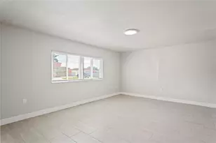 516 Crystal Dr, Madeira Beach, FL 33708 - Photo 21