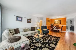 5665 40th Ave N, Kenneth City, FL 33709 - Photo 5