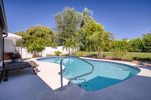 2361 Hawthorne Dr, Clearwater, FL 33763 - Photo 47