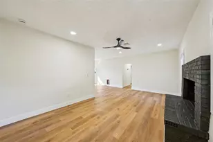 12832 Campbell Ln, Largo, FL 33774 - Photo 11