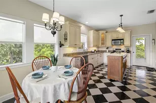 1215 Bayshore Dr, Terra Ceia, FL 34250 - Photo 23