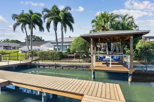 4169 Saltwater Blvd, Tampa, FL 33615 - Photo 7