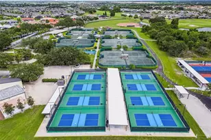 706 Plumbrook Rd, Sun City Center, FL 33573 - Photo 35