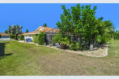 706 Plumbrook Road, Sun City Center, FL 33573 - Photo 33