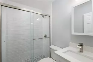 13248 4th St E, Madeira Beach, FL 33708 - Photo 27