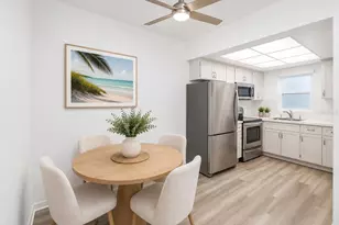 6651 Sunset Way, Saint Pete Beach, FL 33706 - Photo 9