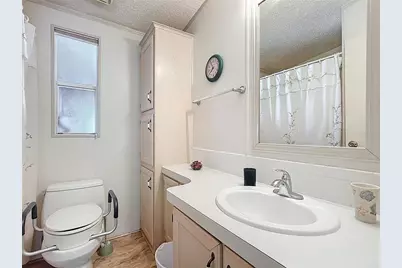 366 Gracie Avenue N, Frostproof, FL 33843 - Photo 15