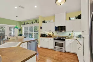 6937 Rivergate Ave, Temple Terrace, FL 33637 - Photo 7