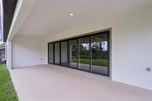 35483 Big Hawk Dr, Zephyrhills, FL 33541 - Photo 27