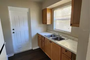 2219 Highland St, Saint Petersburg, FL 33705 - Photo 3