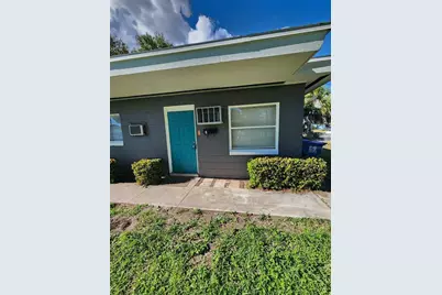 2219 Highland Street #1, Saint Petersburg, FL 33705 - Photo 1