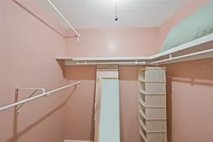 8714 W Lanway Dr, Tampa, FL 33637 - Photo 11