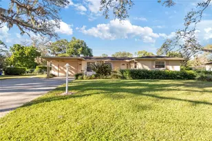 8714 W Lanway Dr, Tampa, FL 33637 - Photo 1