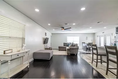13908 Capitol Drive, Tampa, FL 33613 - Photo 11