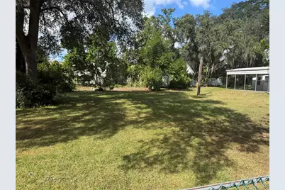 9614 N Hartts Drive, Tampa, FL 33617 - Photo 1