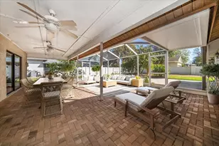 1105 Deer Run Pl, Valrico, FL 33594 - Photo 7