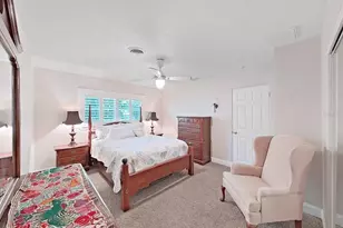 6601 Renaldo Way S, Saint Petersburg, FL 33707 - Photo 21