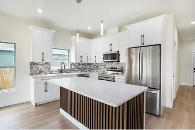 3623 N 54th Street, Tampa, FL 33619 - Photo 7