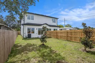 3623 N 54th St, Tampa, FL 33619 - Photo 27