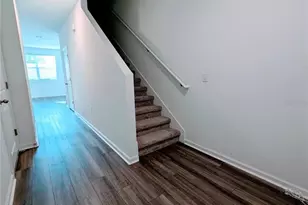 6215 Daerr Rdg St, Zephyrhills, FL 33542 - Photo 9