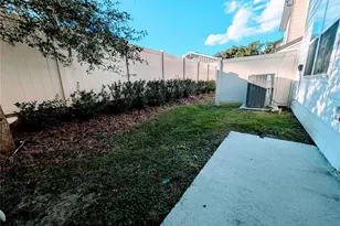 6215 Daerr Rdg St, Zephyrhills, FL 33542 - Photo 5