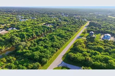 346 Rutland Circle, Port Charlotte, FL 33954 - Photo 15