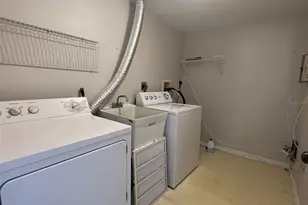 670 Island Way, Clearwater Beach, FL 33767 - Photo 31