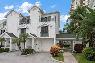 320 Island Way, Clearwater Beach, FL 33767 - Photo 5