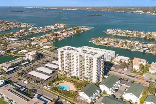 320 Island Way, Clearwater Beach, FL 33767 - Photo 57