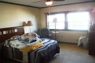 141 Forest Ln, Safety Harbor, FL 34695 - Photo 17